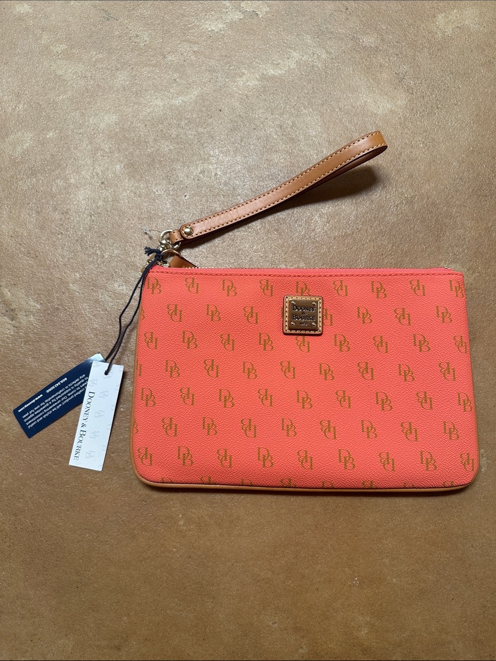 NWT Dooney & Bourke Coral Gretta Folded Zip Wristlet With Tan Strap
